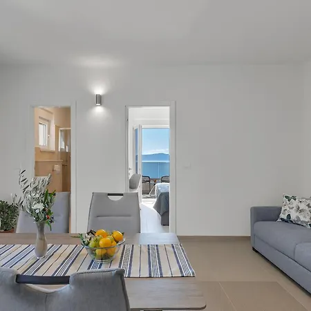Golden Horizon Retreat Apartment Podgora Exterior photo