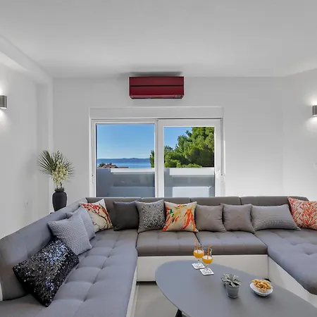 Golden Horizon Retreat Apartment Podgora Exterior photo