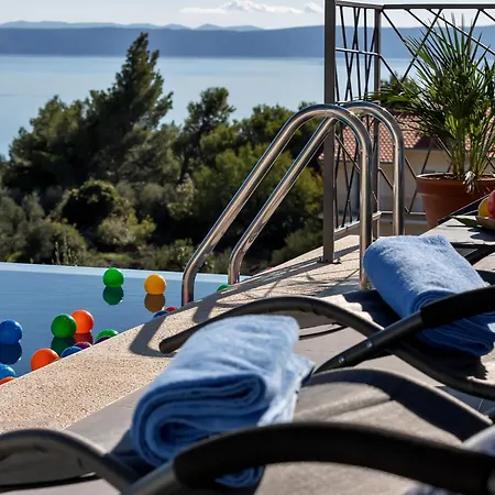 Golden Horizon Retreat Apartment Podgora Exterior photo
