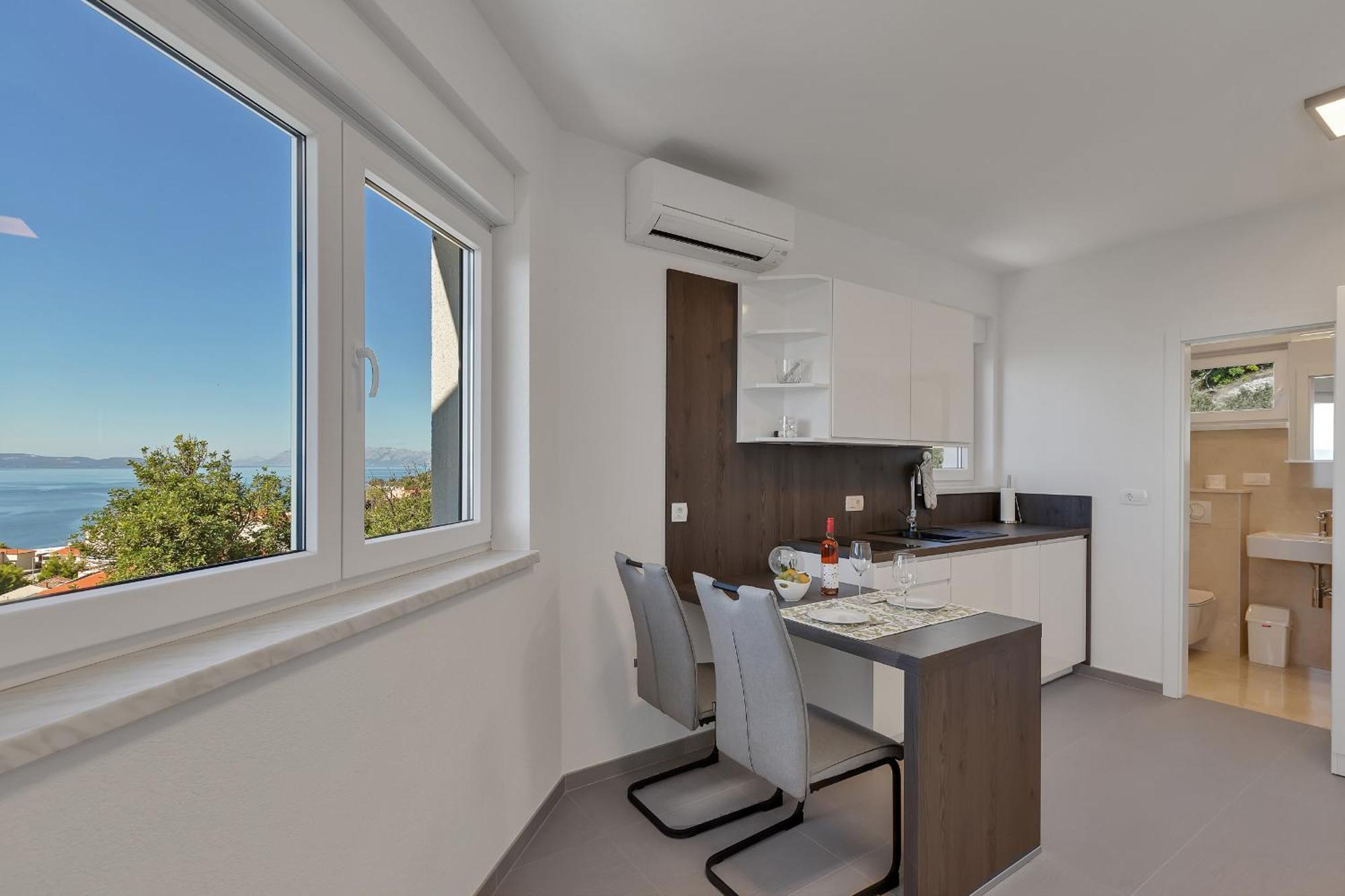 Apartment Golden Horizon Retreat